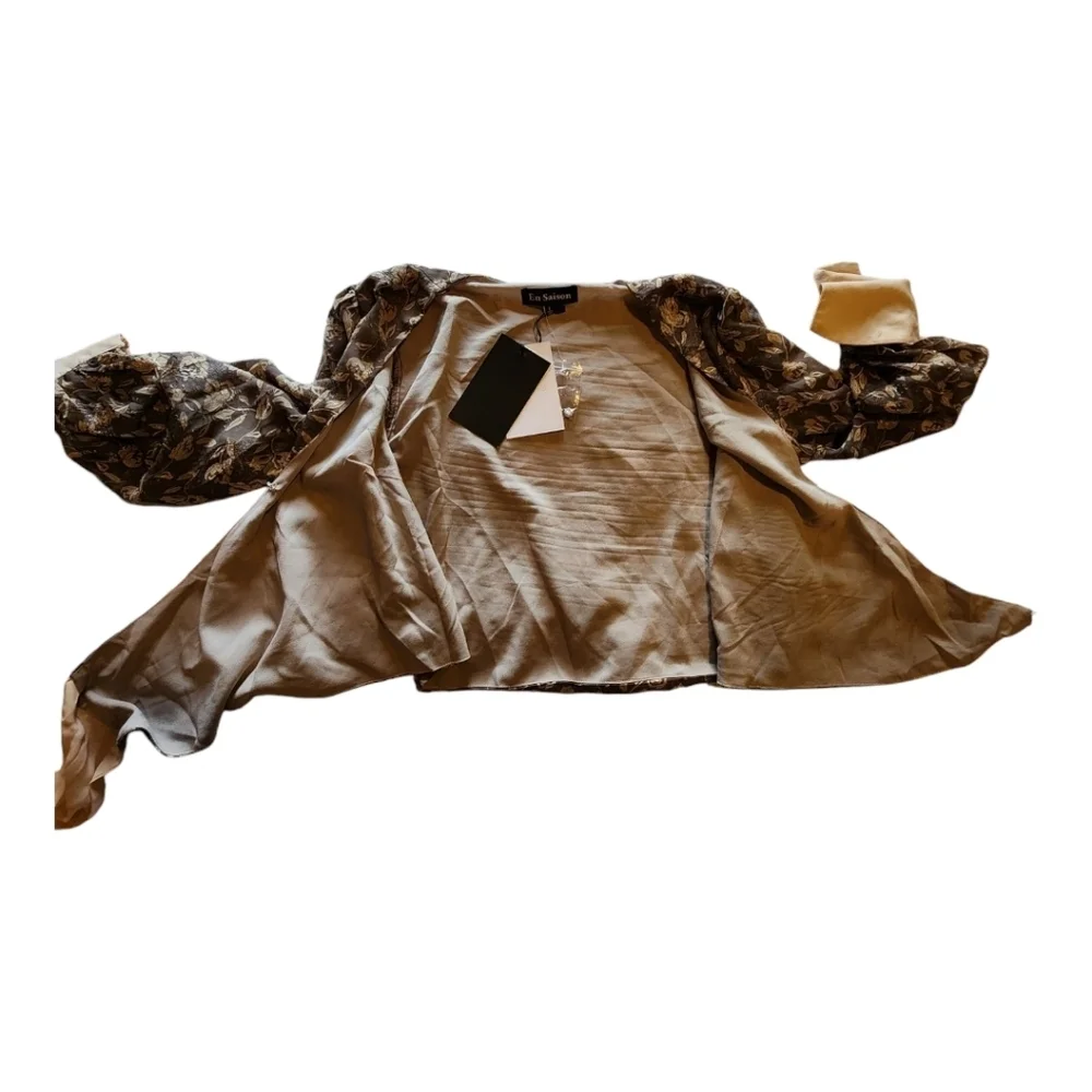 Anthropologie En Saison Wrap Blouse Brown Floral Jacquard Puff Sleeve Tie L NWT - Picture 6 of 16